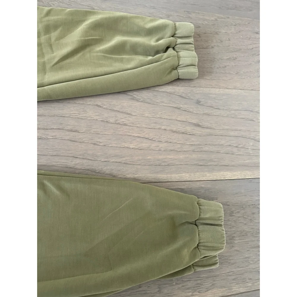 Lululemon Relaxed High Rise Pant Bronze Green Jogger Size 2